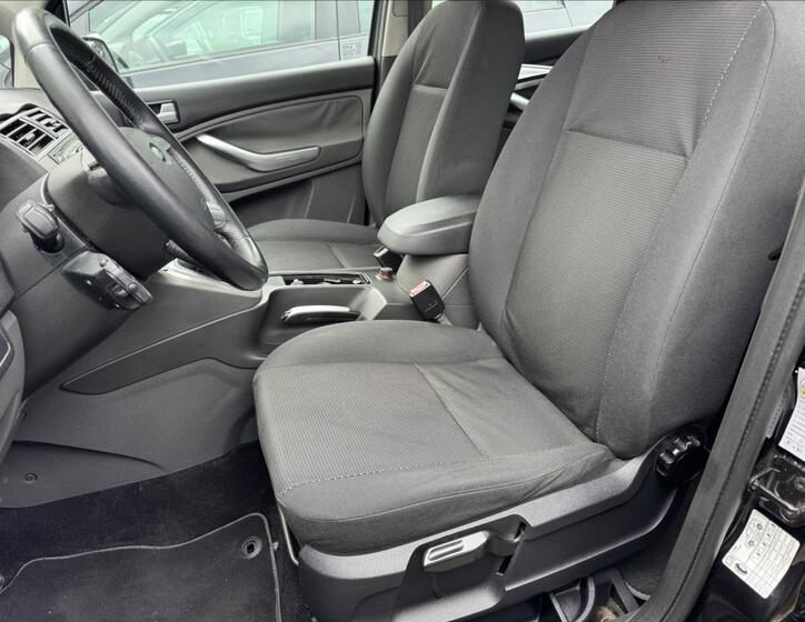 Ford C-MAX 33