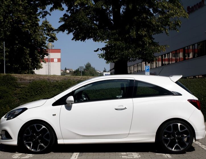 Opel Corsa 8