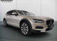 Volvo V90 2