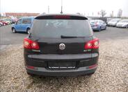 Volkswagen Tiguan 7