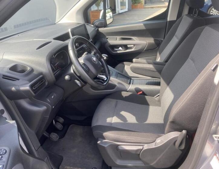 Toyota ProAce City Verso 11