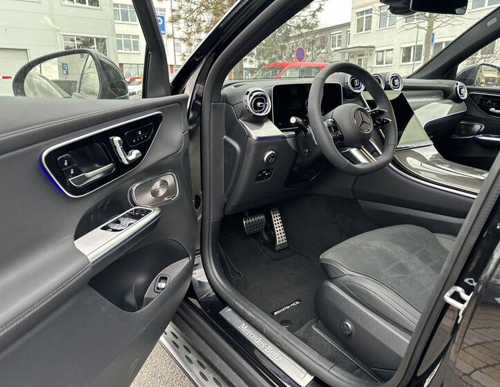 Mercedes-Benz GLC 9