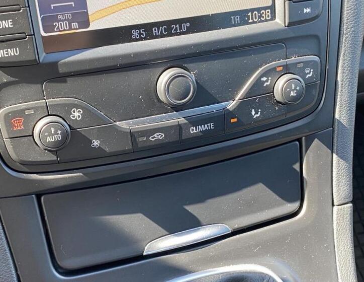 Ford Galaxy 25