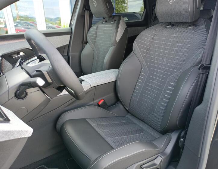 Peugeot 5008 13