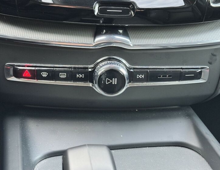 Volvo XC60 29