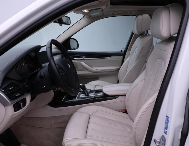 BMW X5 12