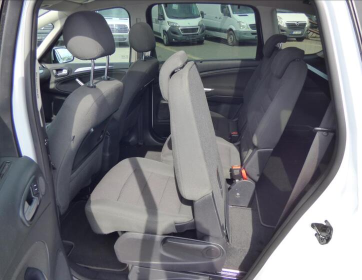 Ford S-MAX 46