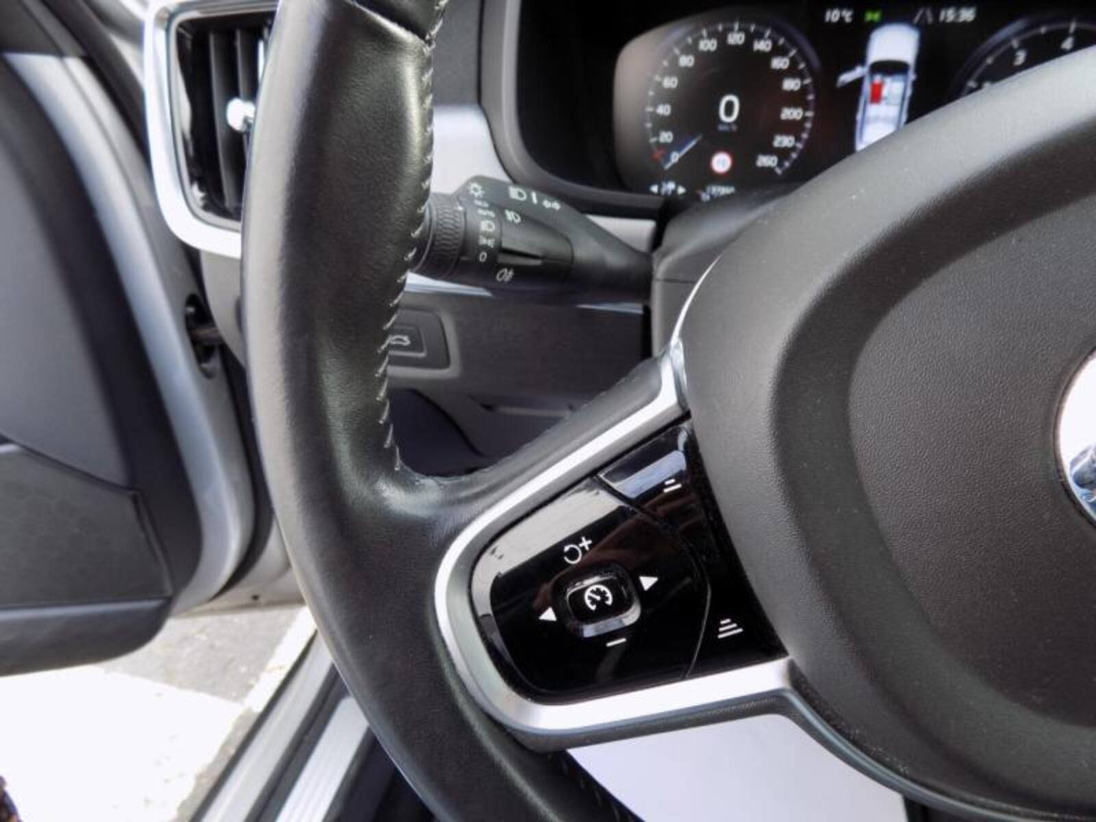 Volvo S90 22