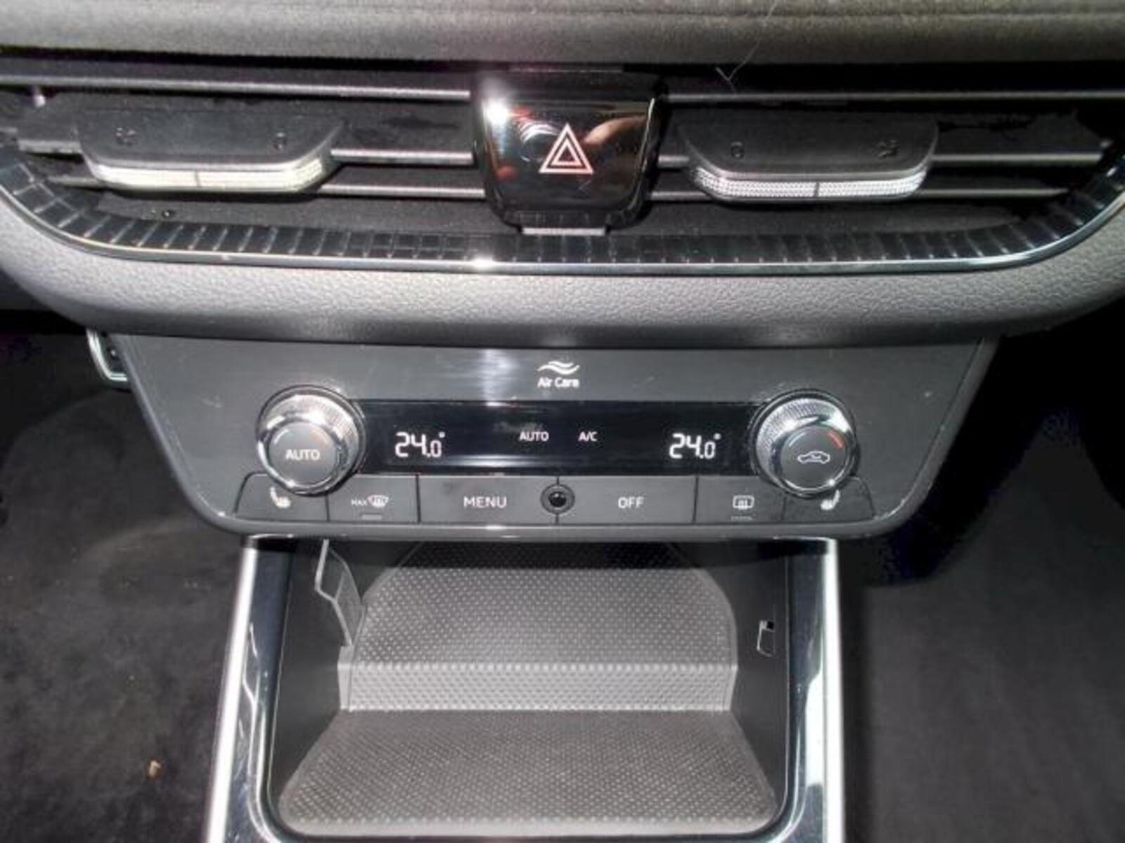 Škoda Fabia 16
