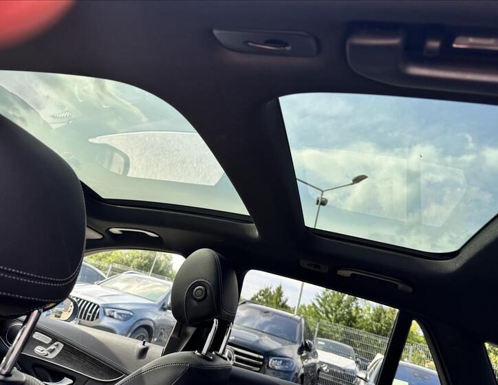 Mercedes-Benz GLC 14