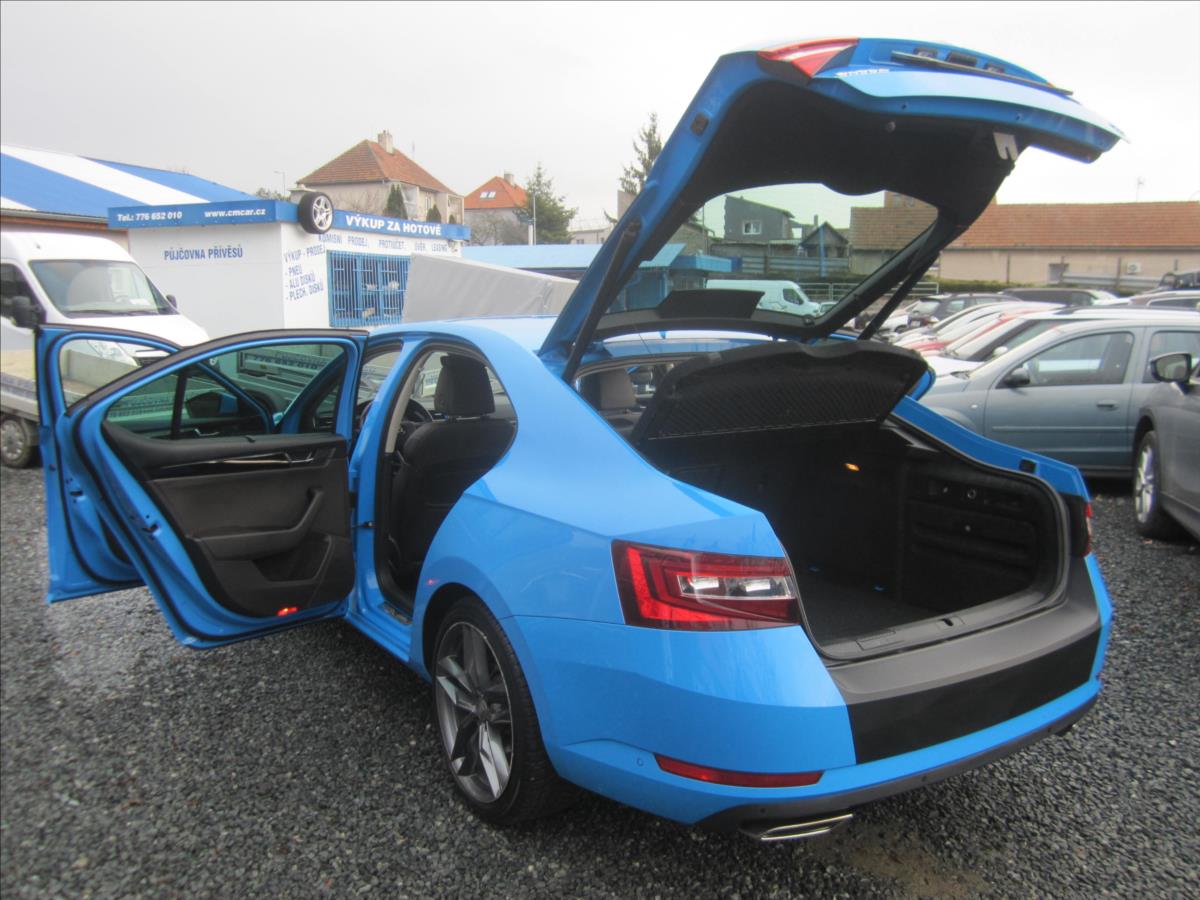Škoda Superb