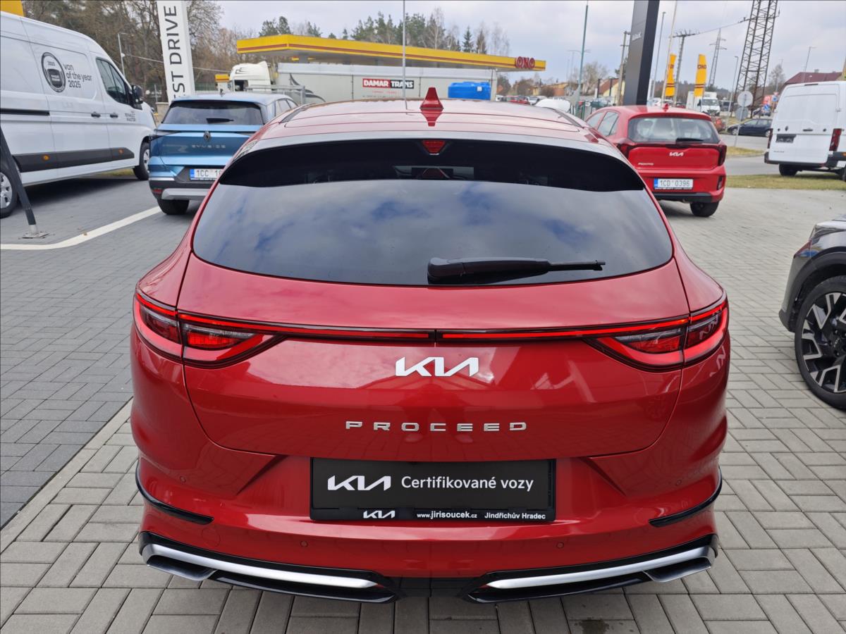 KIA ProCeed