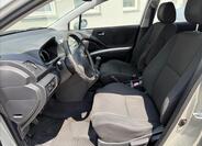 Toyota Corolla Verso 4