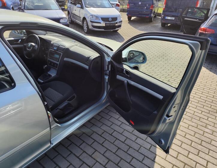 Škoda Octavia 22
