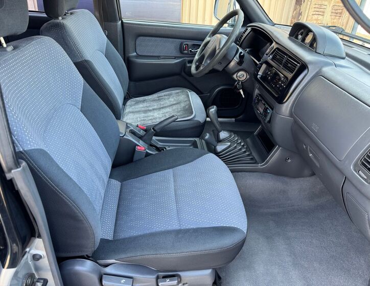Mitsubishi L200 11