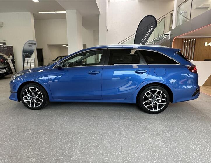 KIA Ceed 8