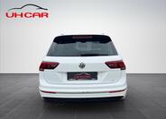 Volkswagen Tiguan 8
