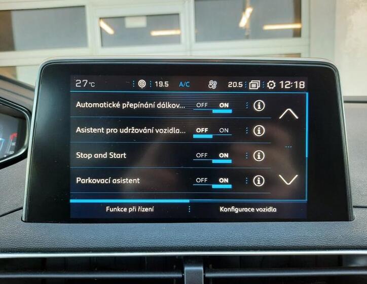 Peugeot 5008 24