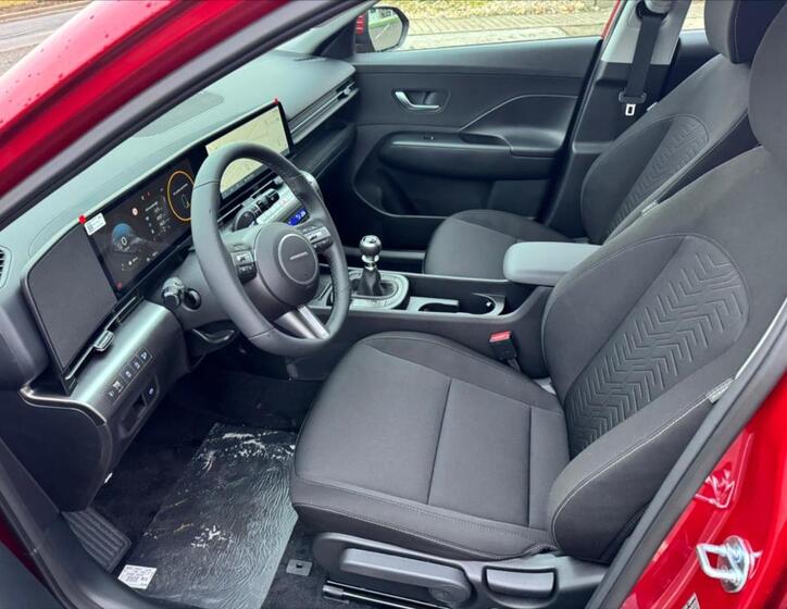 Hyundai Kona 5