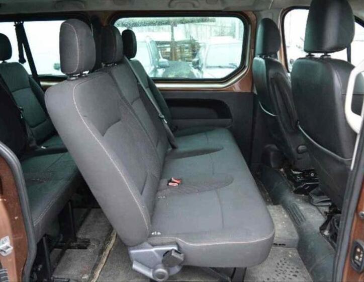 Renault Trafic 32