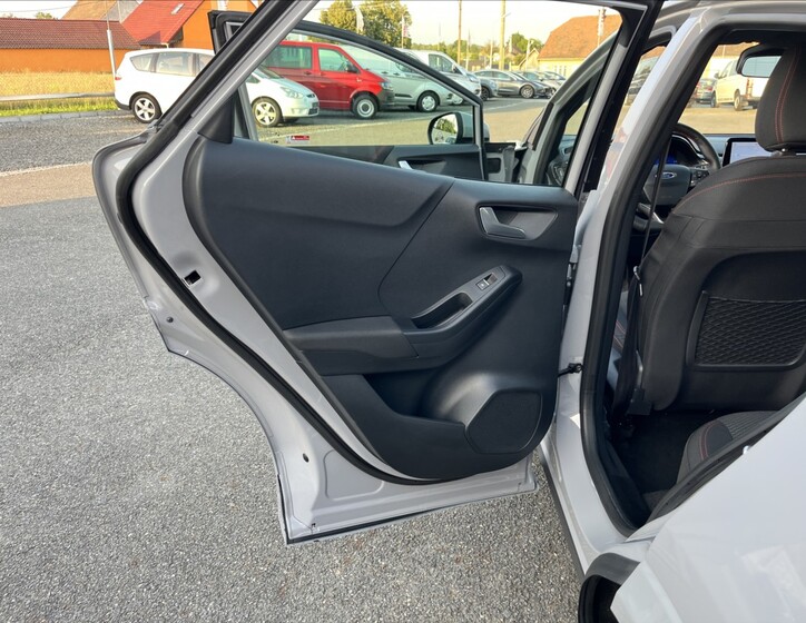 Ford Puma 56