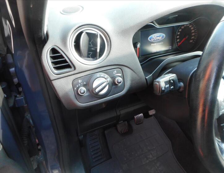 Ford S-MAX 11