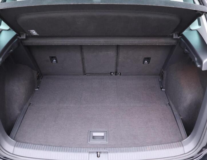 Volkswagen Golf Sportsvan 10