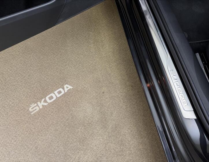 Škoda Superb 41
