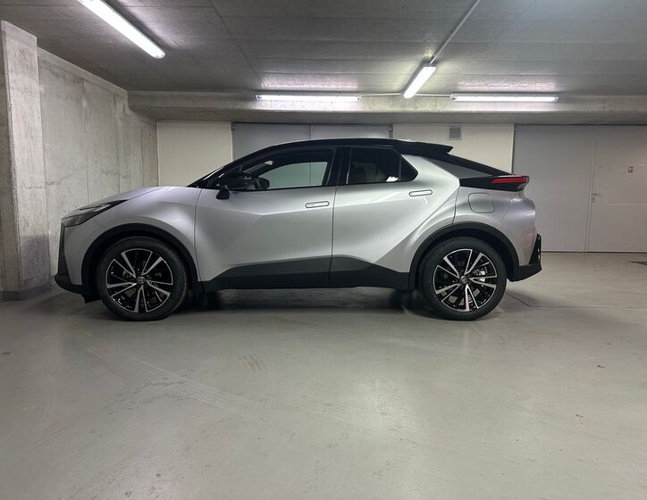 Toyota C-HR 8