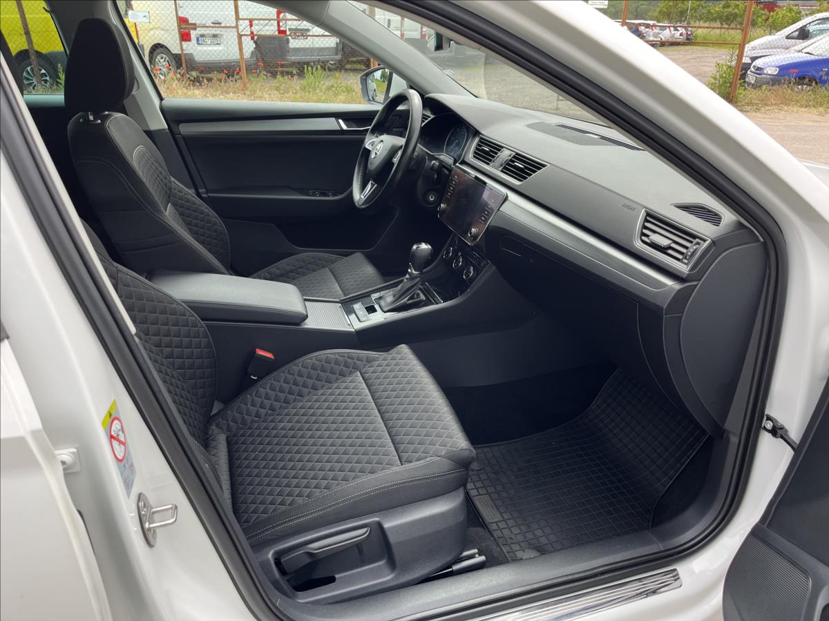 Škoda Superb
