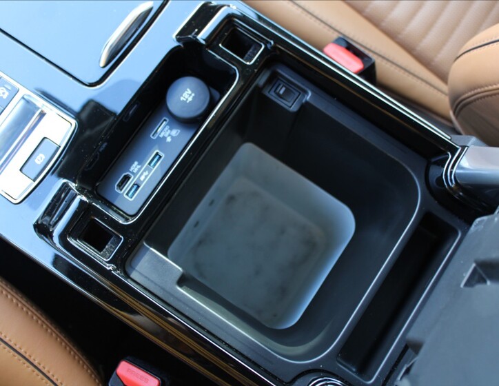 Land Rover Discovery 21