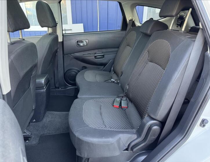 Nissan Qashqai 30