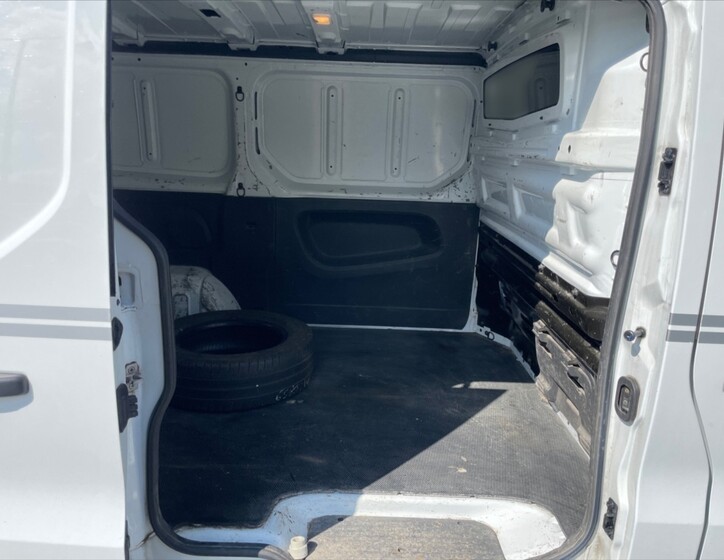 Renault Trafic 8
