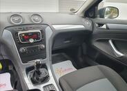 Ford Mondeo 10