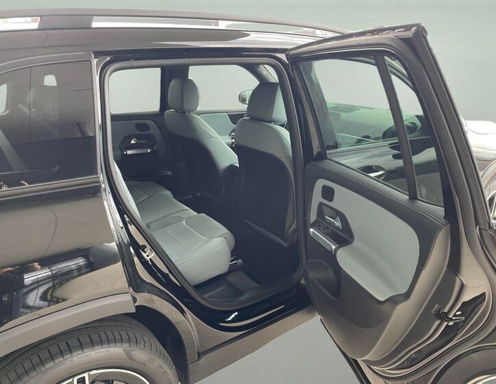 Mercedes-Benz GLB 14