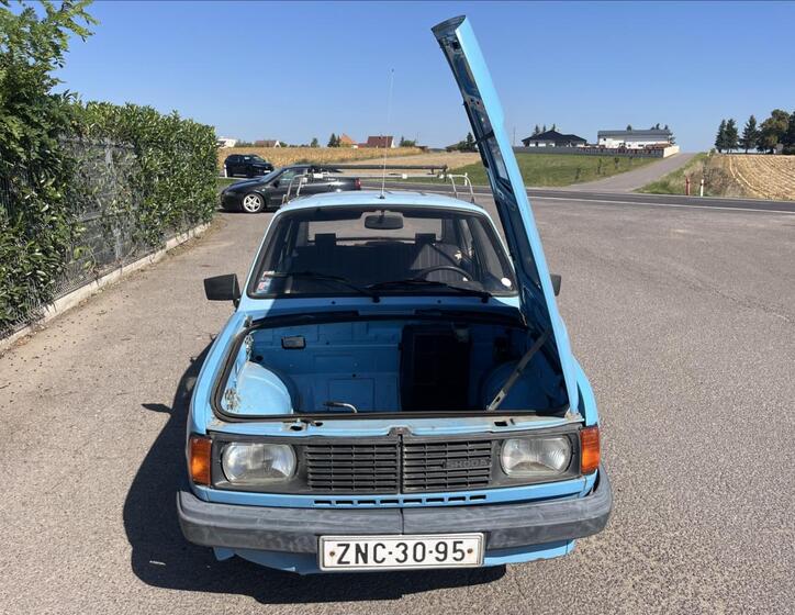 Škoda 105 16