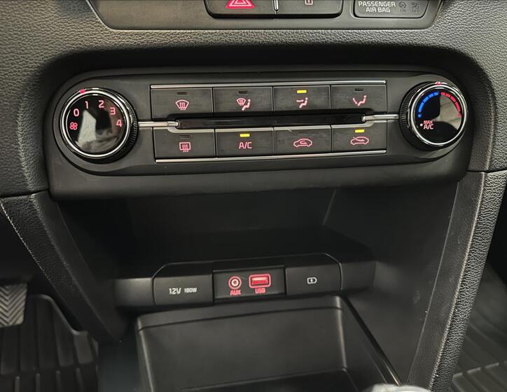 KIA Ceed 10