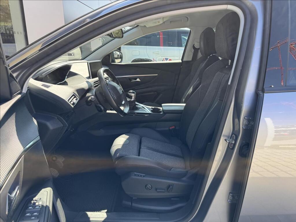 Peugeot 5008 7