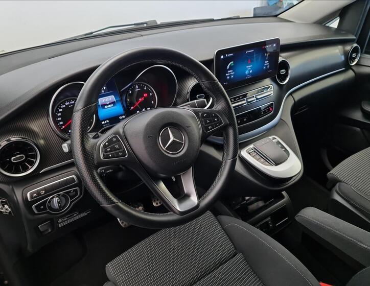 Mercedes-Benz Třídy V 9