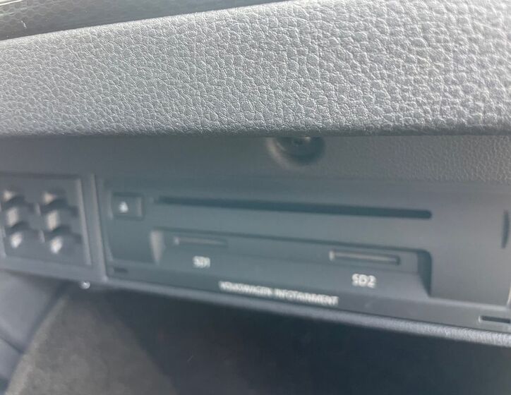 Volkswagen Golf 35