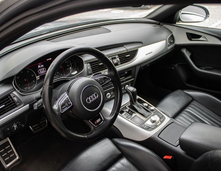 Audi A6 16