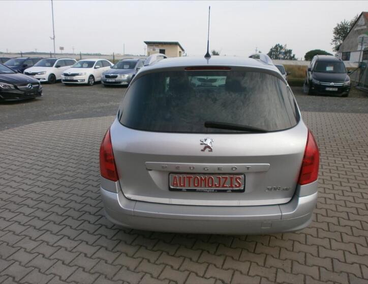 Peugeot 308 9