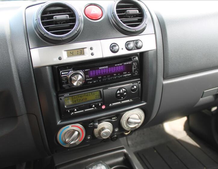 Isuzu D-Max 11