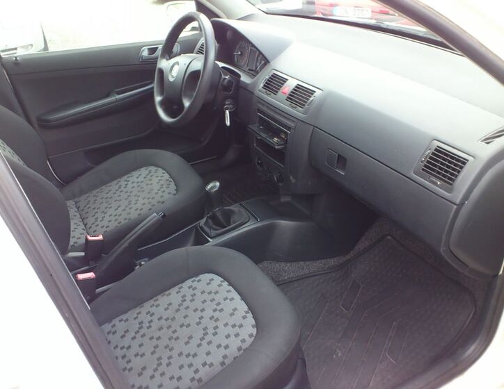 Škoda Fabia 20