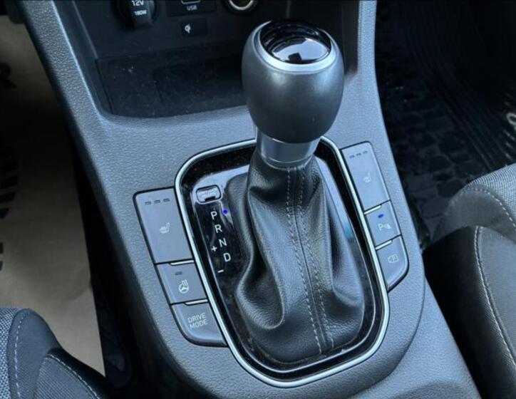 Hyundai i30 19