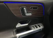 Mercedes-Benz GLB 12