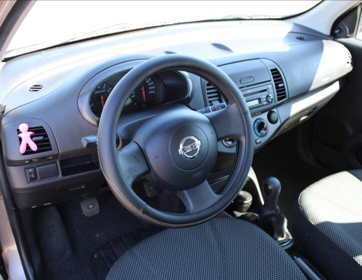 Nissan Micra 10