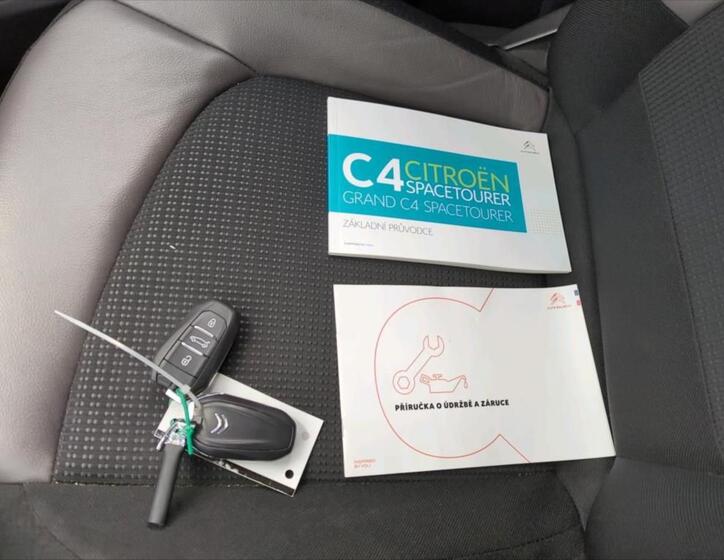Citroën Grand C4 SpaceTourer 19