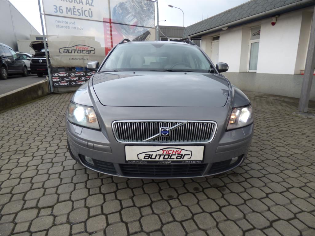 Volvo V50