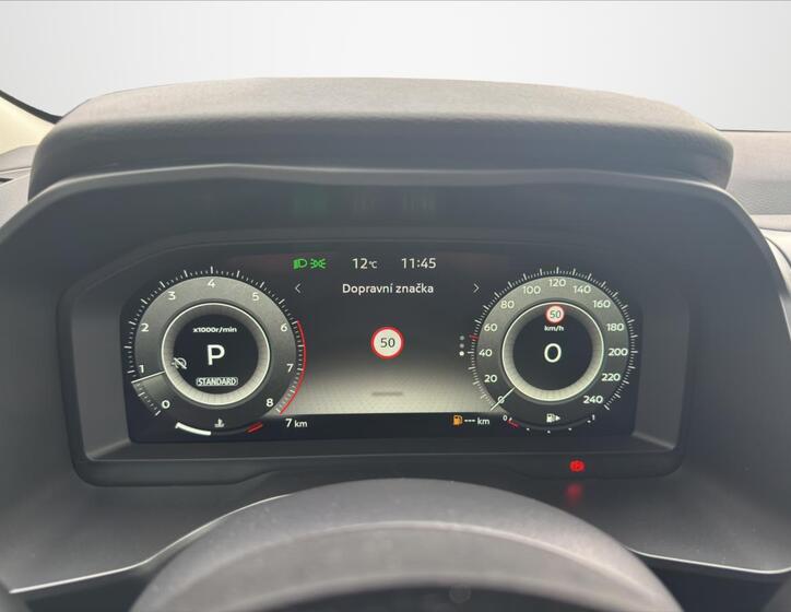 Nissan Qashqai 12